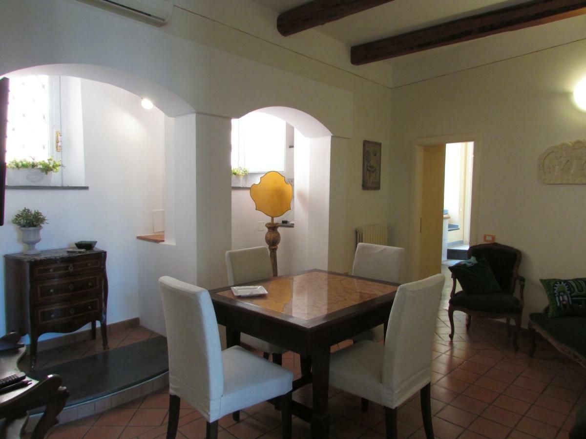 Apartament Salerno Domus Claudia Zewnętrze zdjęcie