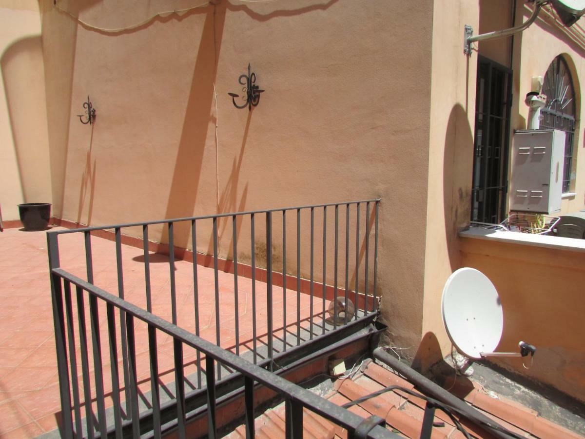 Apartament Salerno Domus Claudia Zewnętrze zdjęcie