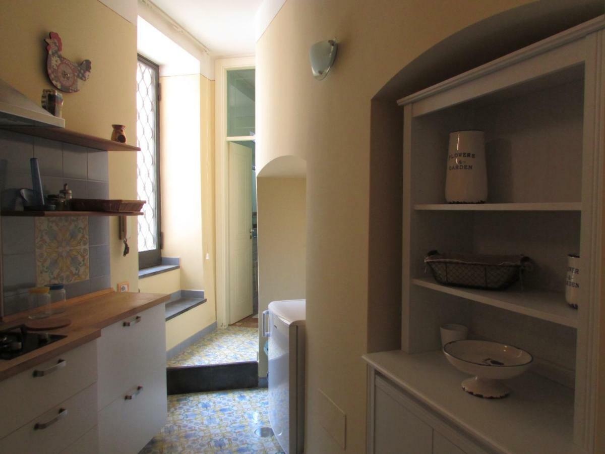 Apartament Salerno Domus Claudia Zewnętrze zdjęcie