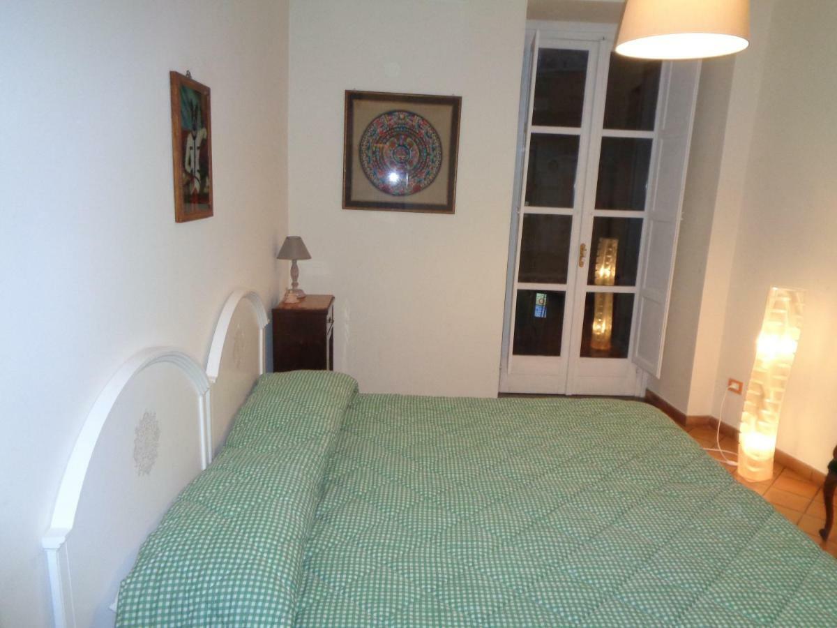 Apartament Salerno Domus Claudia Zewnętrze zdjęcie